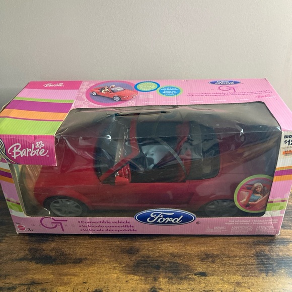 VINTAGE BARBIE 2003 RED FORD MUSTANG GT CONVERTBLE VEHICLE